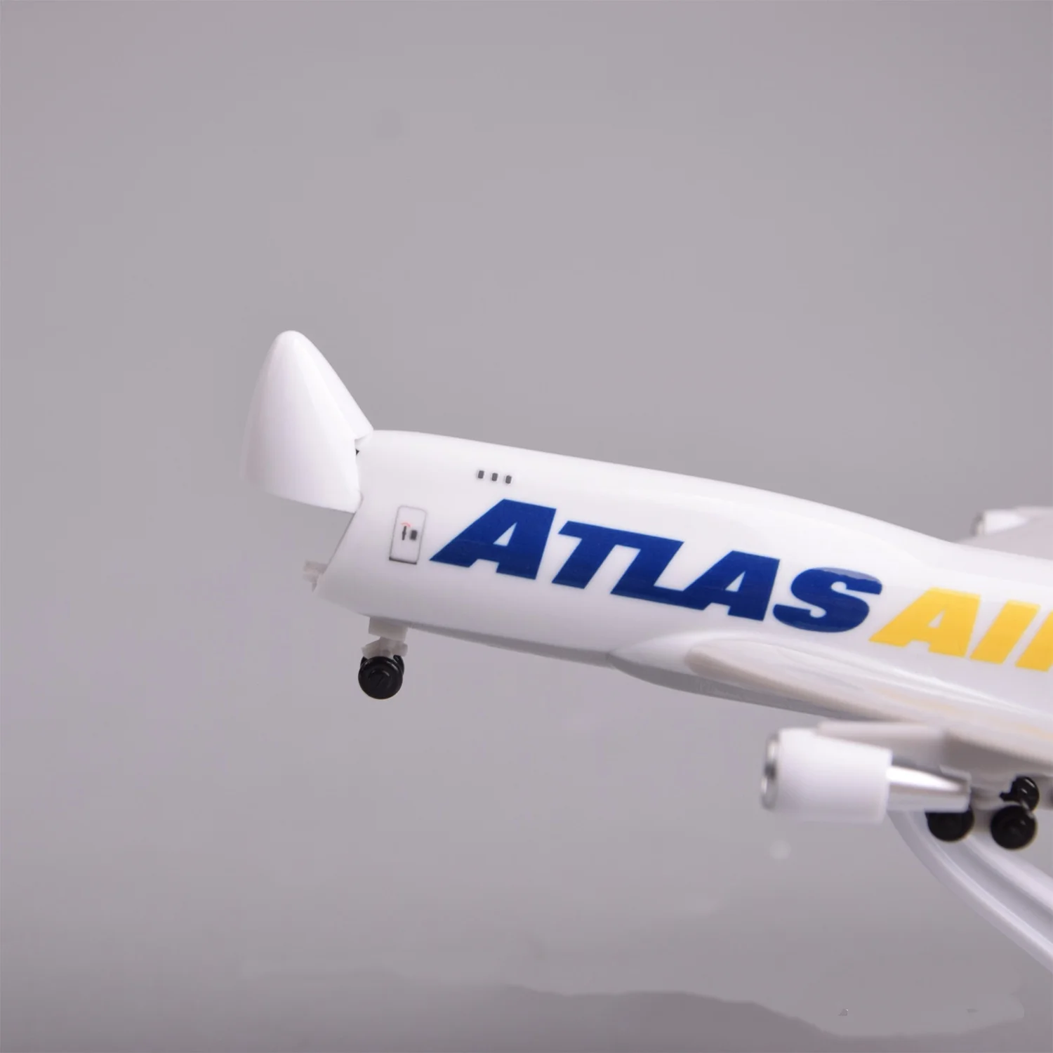B747 Atlas Airways ABS 20cm Diecast Airplanes  Scale Plane Model Toy Opening Cabin Door With Base Child Collectible Miniatures view 5