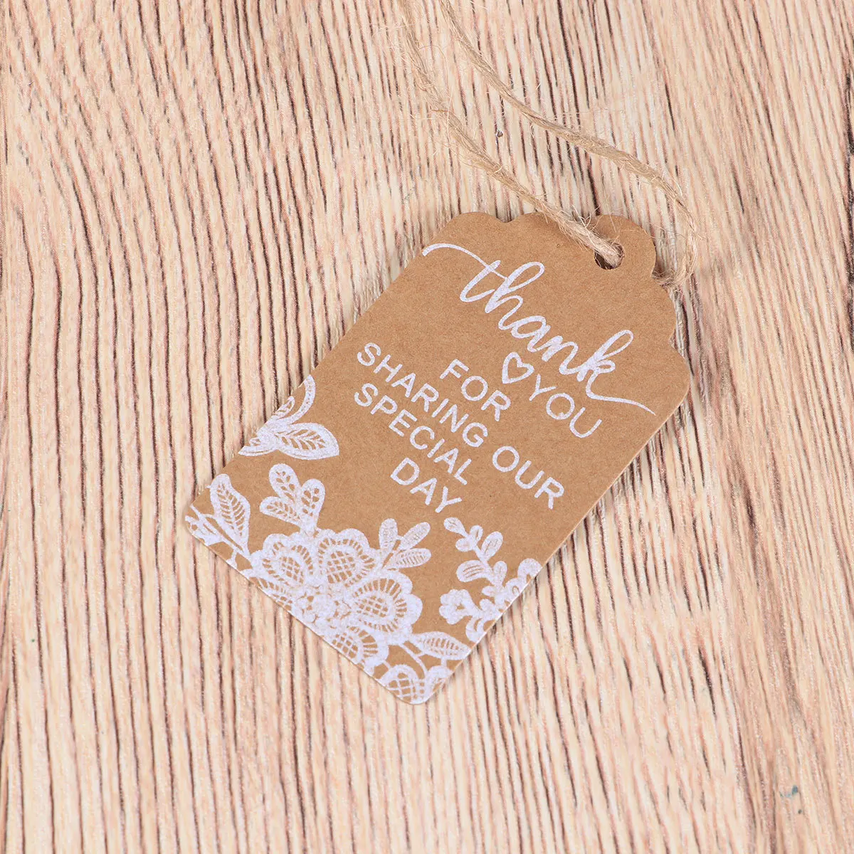 

50Pcs White Lace Kraft Paper Tags Hemp Rope Wedding Favor Decoration Thank You Cards for Wedding Gifts Kraft Paper Tag
