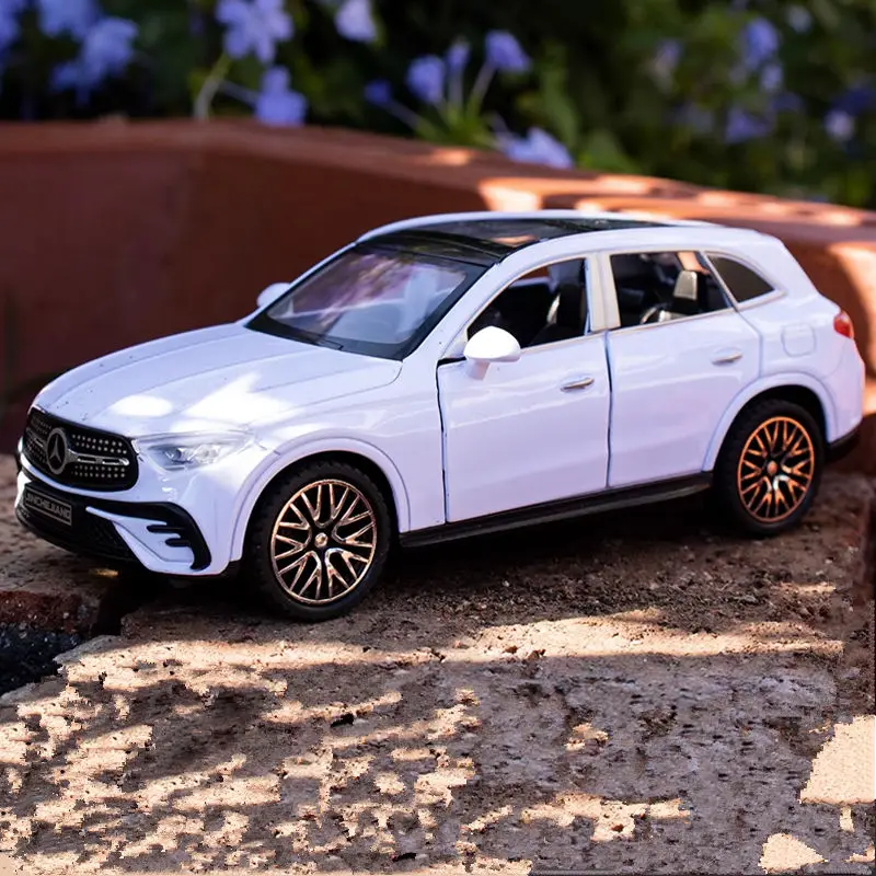 1:32 GLC 400e SUV Liga Carro Modelo Diecast Metal Veículos Carro Modelo Alta Simulação Som e Luz Coleção Childrens Brinquedo Presente