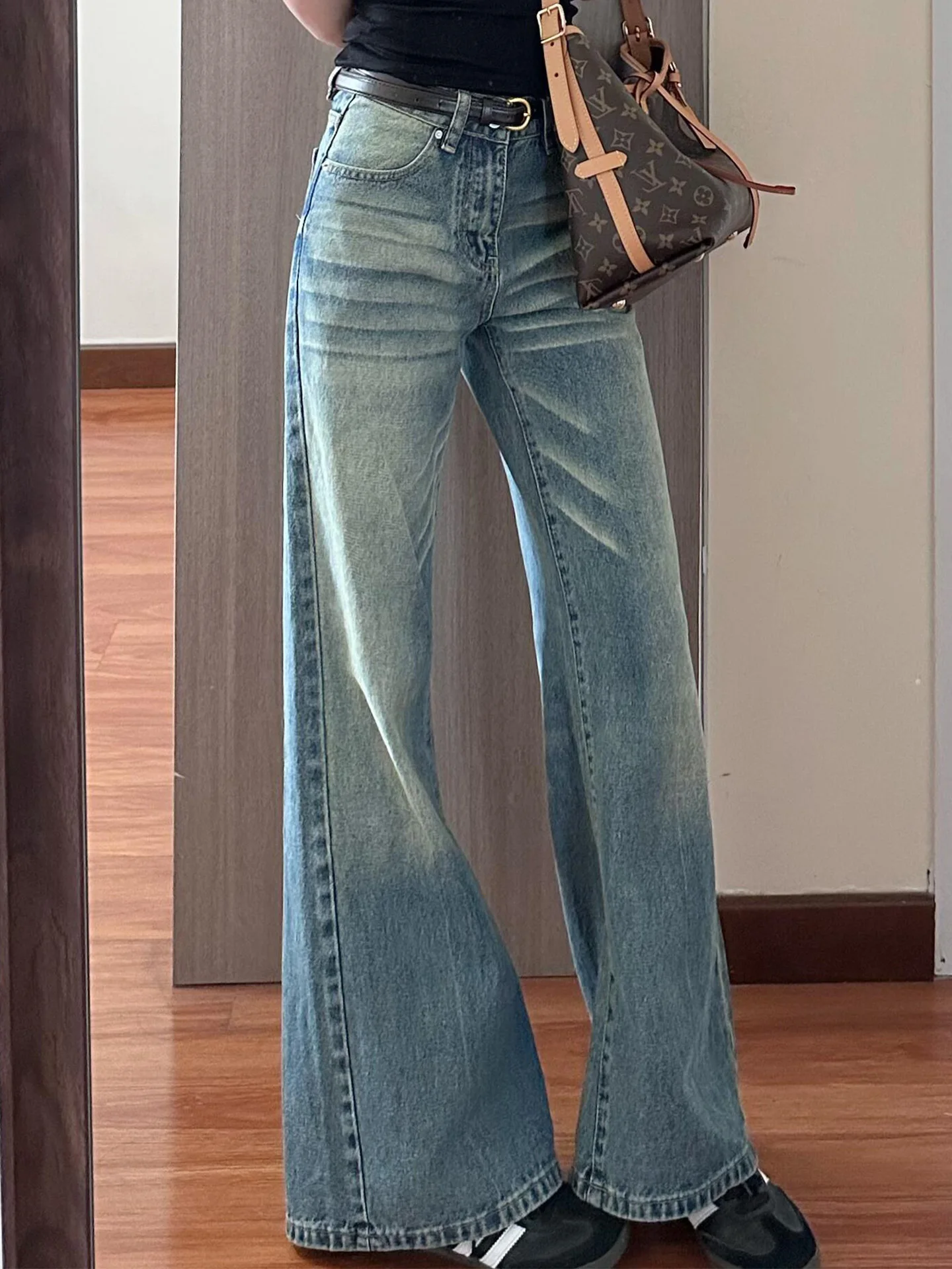 

Summer 2026 High Waist Straight Leg Blue Jeans Women's Slim Fit Vintage Washed Denim Pants Casual Anti-Wrinkle Maintaining
