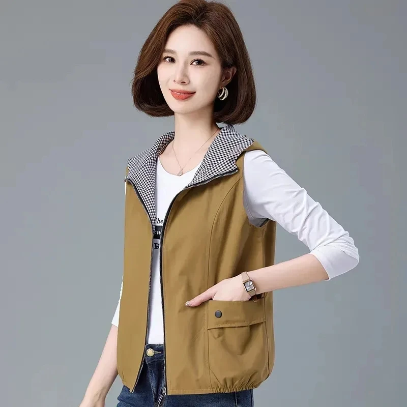 

2024 Women Hooded Cardigan Leisure Vest Coat Spring Autumn Female Short Waistcoat Jacket Middle Age Mom New Sleeveless Outerwear