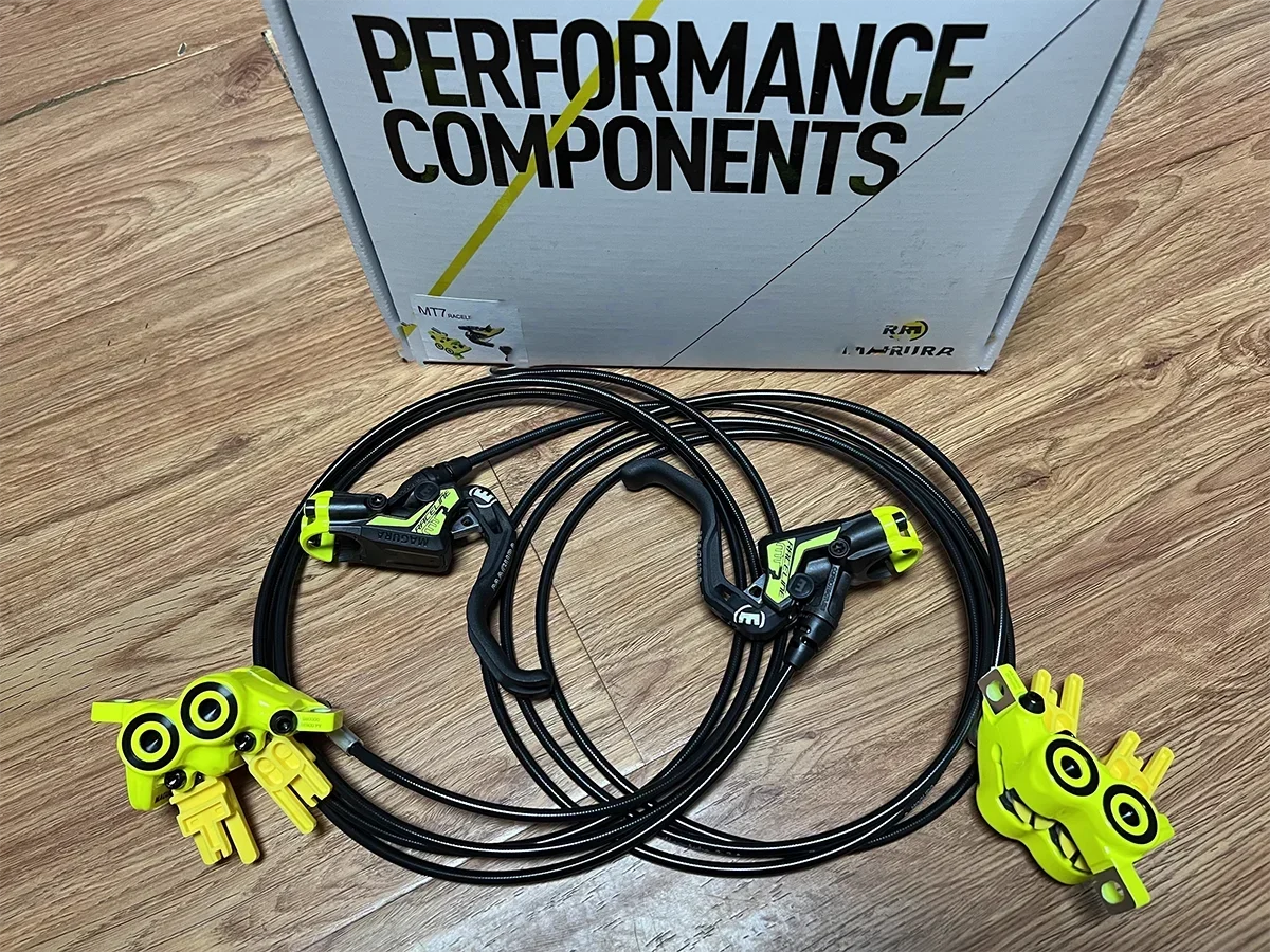 MAGURA MT7 raceline Hydraulic brake AWARD-WINNING PERFORMANCE WITH FOUR PISTONS Limited edition fluorescent yellow