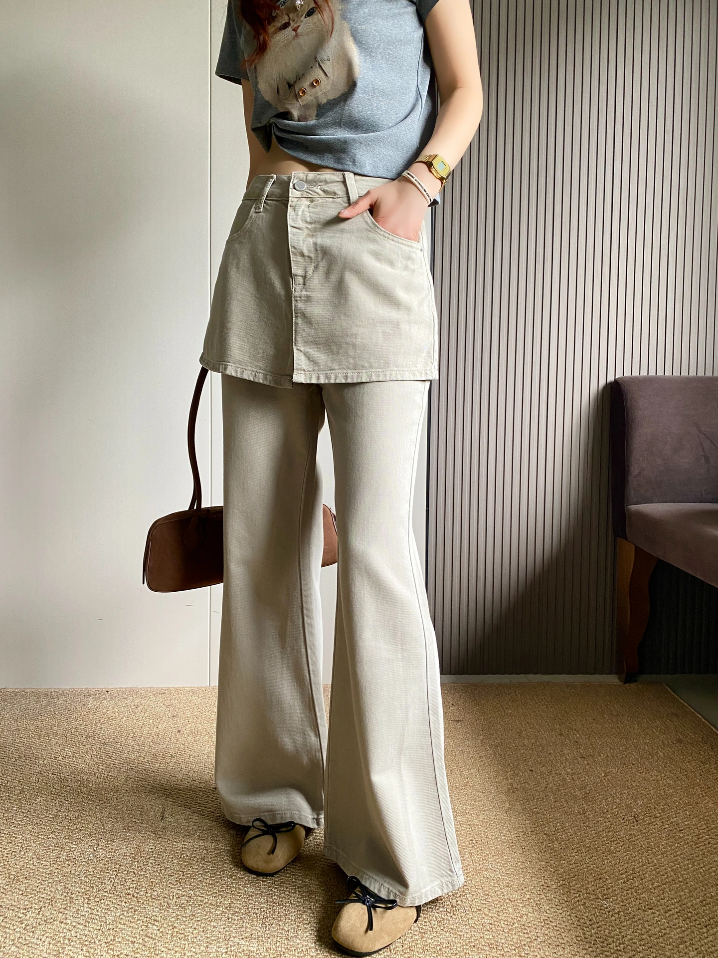 

Женские джинсы с высокой талией, свободного кроя, расклешенные, весна 2026, новый стиль, повседневные прямые джинсы, джинсовые брюки с высокой талией, длина в пол