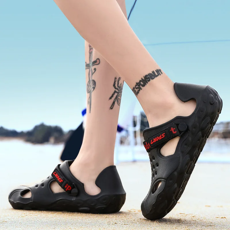 2025 Summer Men's Sandals New Home Garden Shoes Comfortable and Lightweight Men Slippers Non-Slip Soft Bottom Flip Flop Sandals