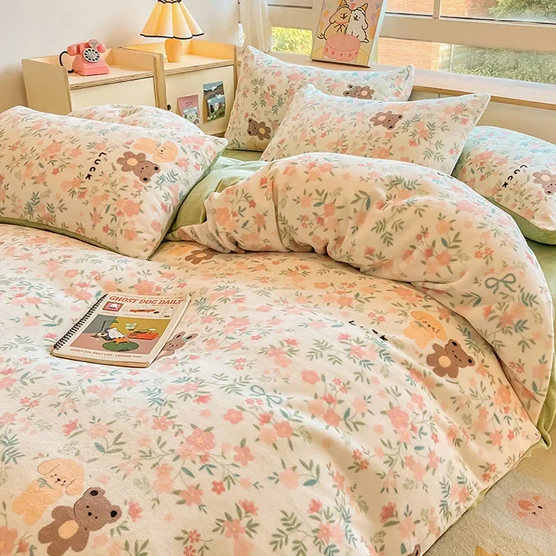 Milk Velvet Cute Printed Bed Sets Thick Autumn and Winter Plush Bedding Set for Single Queen Soft Keep Warm Duvet Cover Kit
