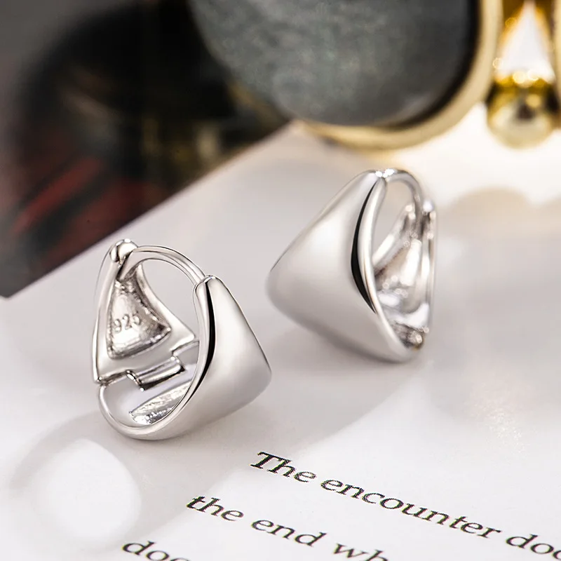 Smooth Geometric Curved Earrings Light Luxury and High-end Feel 925 Silver Ear Buckle for Women Europe America Earring KOFSAC