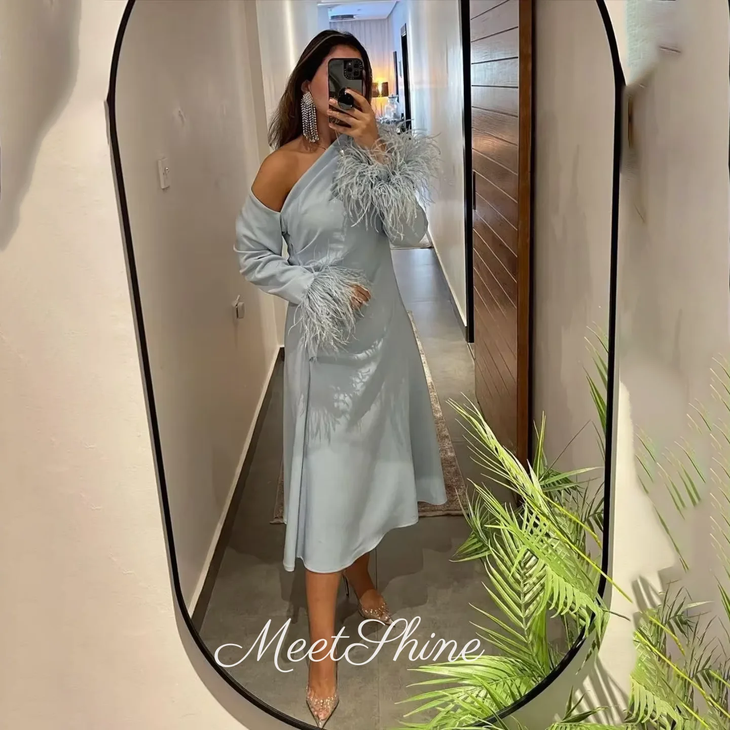 Vestido de fiesta de plumas de un hombro, azul cielo, mangas largas, vestidos de noche de alta calidad, vestido Formal de fiesta de boda personalizado