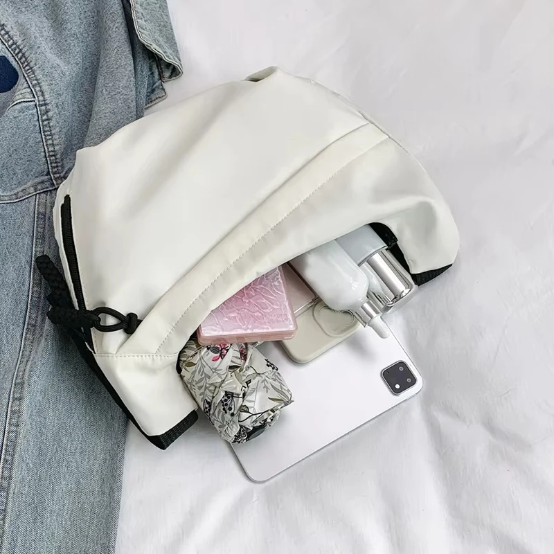 

Lady's Mini Cross-Body Phone Bag Street-Style Small Shoulder Shell Bag Lightweight Casual Trendy Accessory