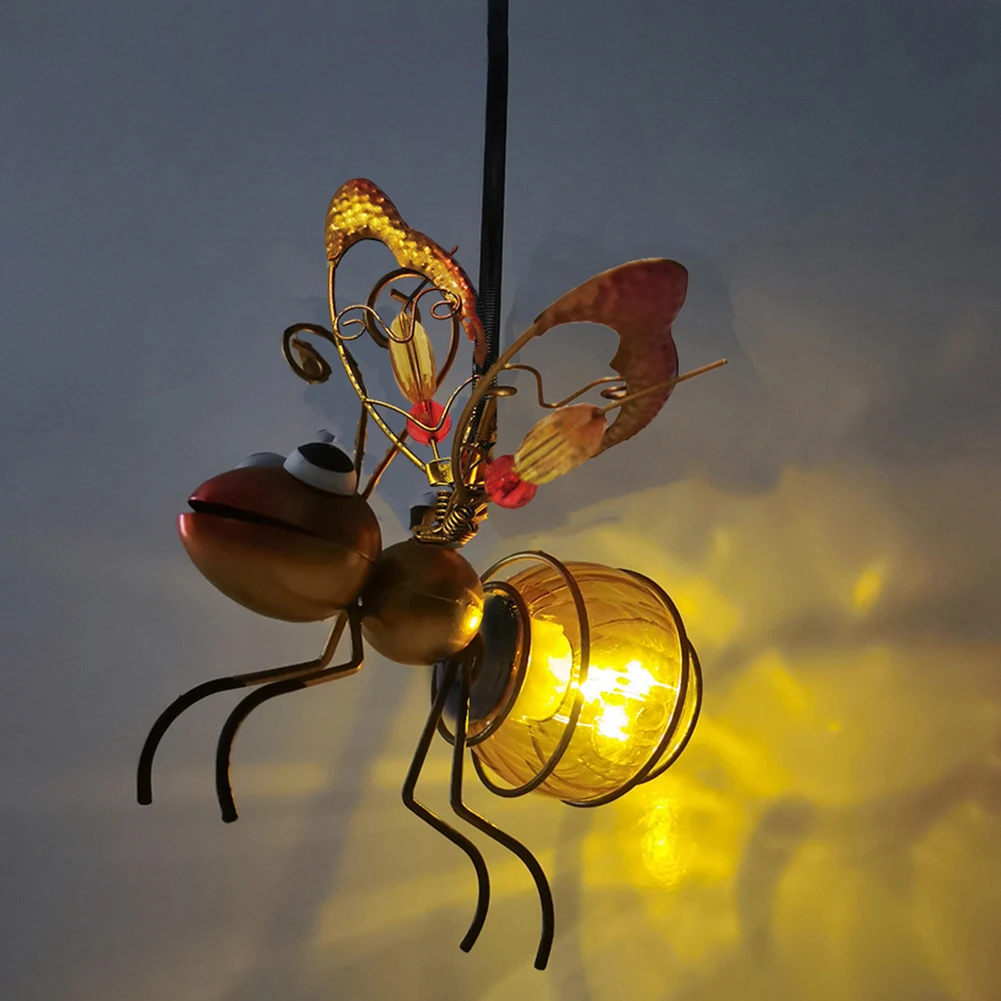 Solar Powered Hanging Bees Light Metal Hanging Flying Insects Lamp Lantern Garden Bug Light Ornament for Outside Lawn Decor