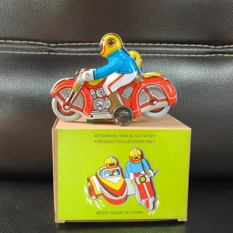 [Funny] Classic collection Retro Clockwork Wind up Metal Walking Tin Three rounds of motorcycle toy Mechanical toys kids gift