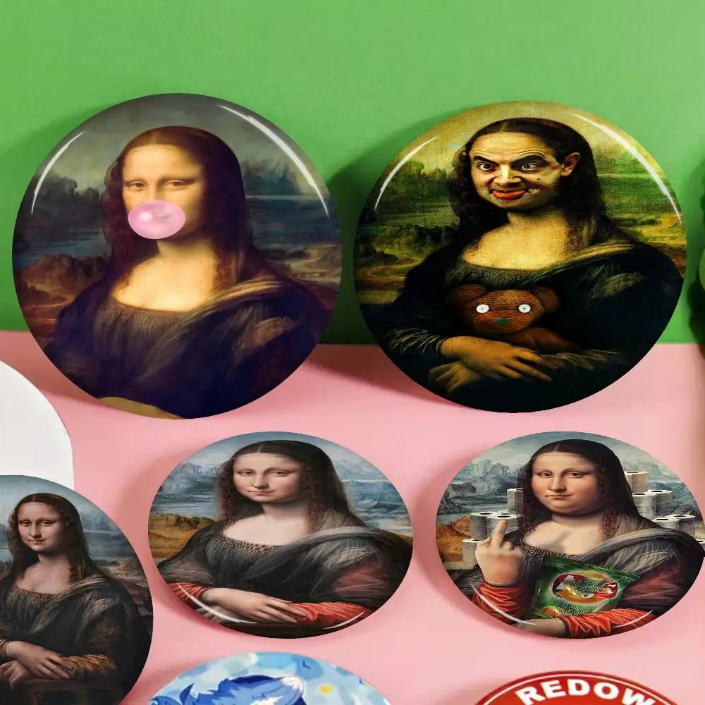 

Mona Lisa Funny Wall Art Pictures 32/44/58MM Customizable Button Pins Cute Funny Creative Badge Jewelry Decor Gifts for Friends