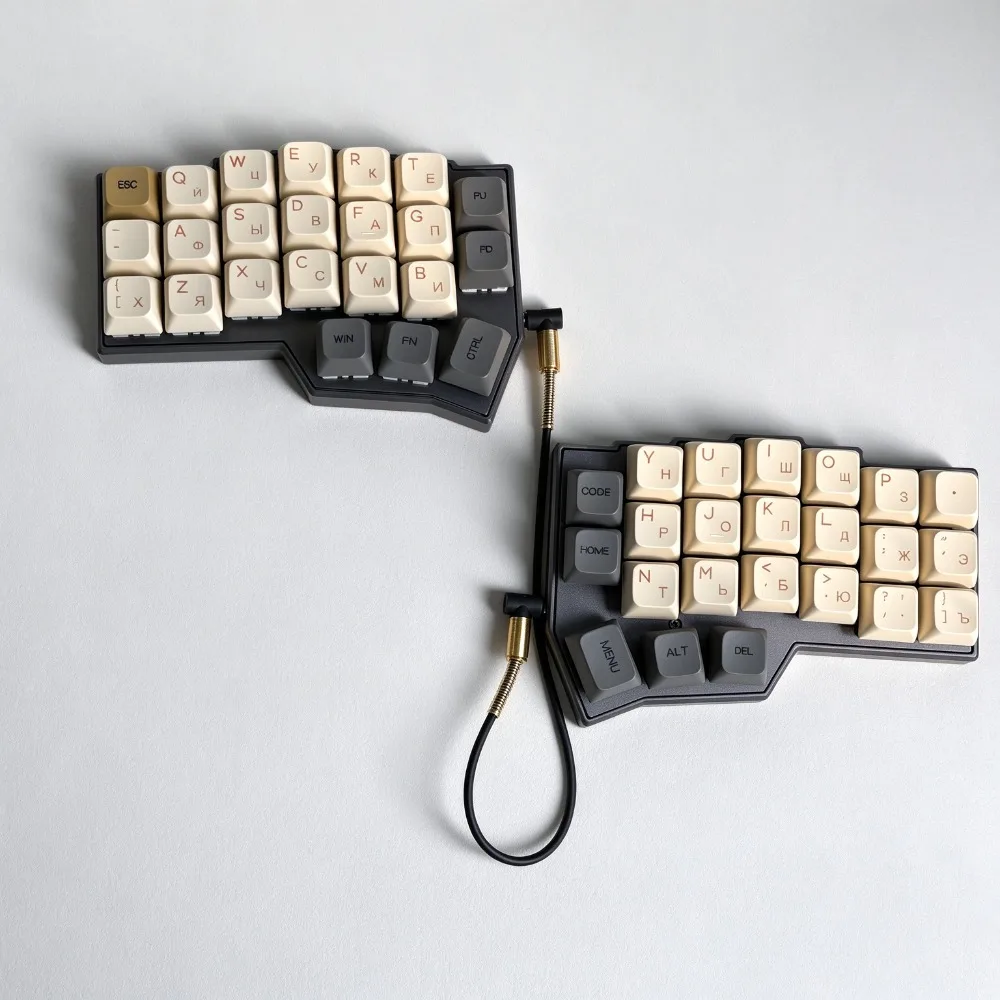CORNE V4.1 Wired Split Keyboard CNC Aluminum Alloy Custom Hot Swap RGB VIAL Ergonomics Split Mechanical Keyboard 3-Layer Foam