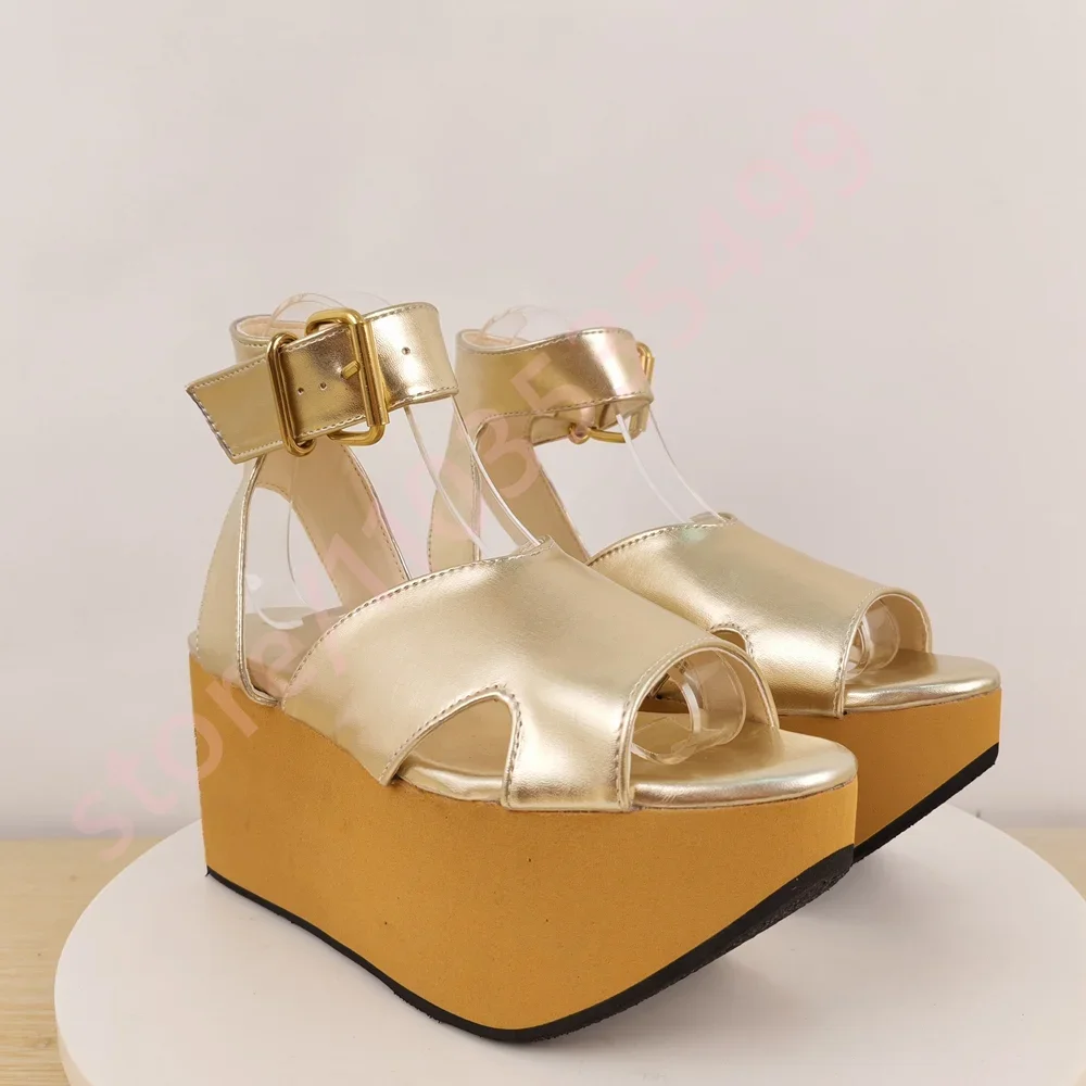2026 Thick Sole Ladies Weird Heel Sandals Summer New Fashion High Heel Roman Sandal Sexy Party Buckle Lolita Peep Toe Sandals