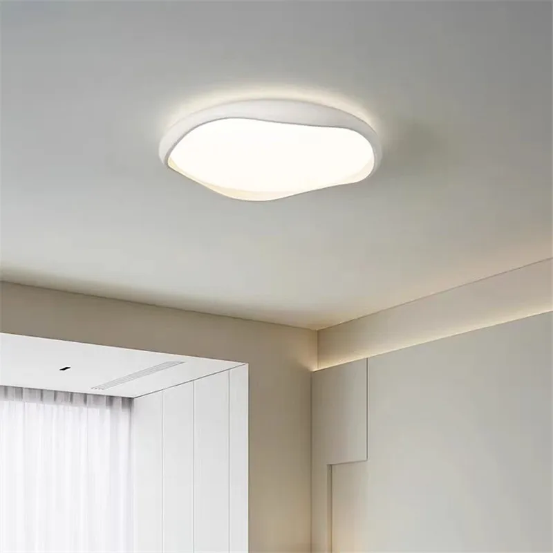 Minimalist Cream Ro…