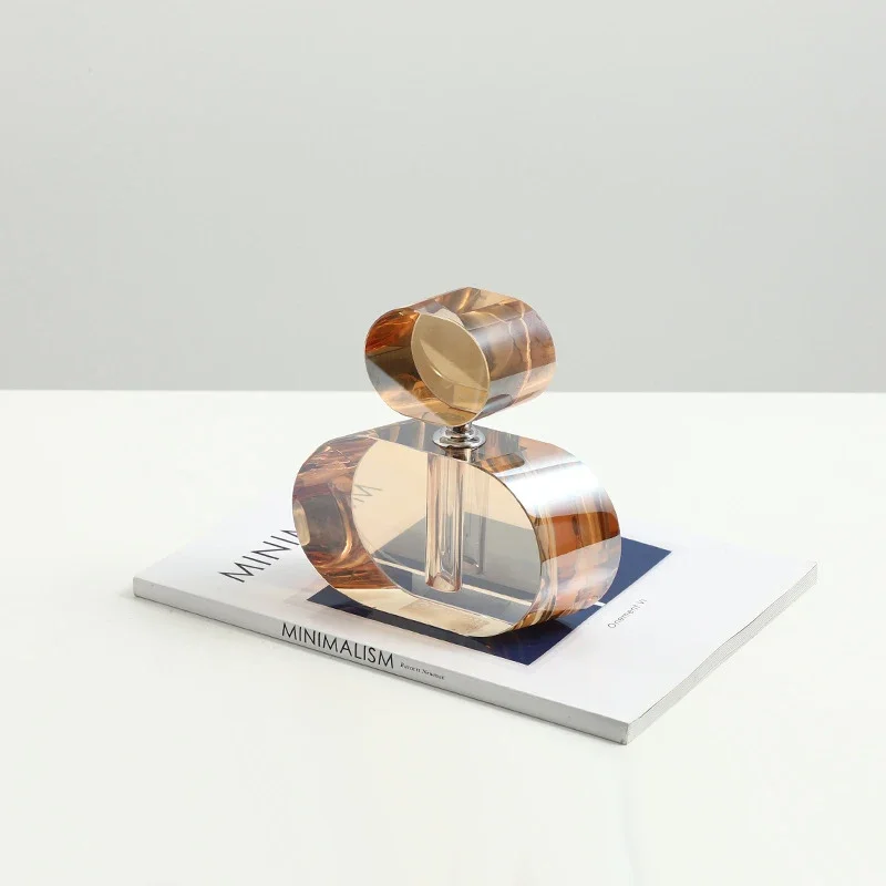2026 Unique Modern Minimalist Crystal Perfume Bottle, Light Luxury Ornament For Model Homes, Hotels, And Bedroom Dressing Tables