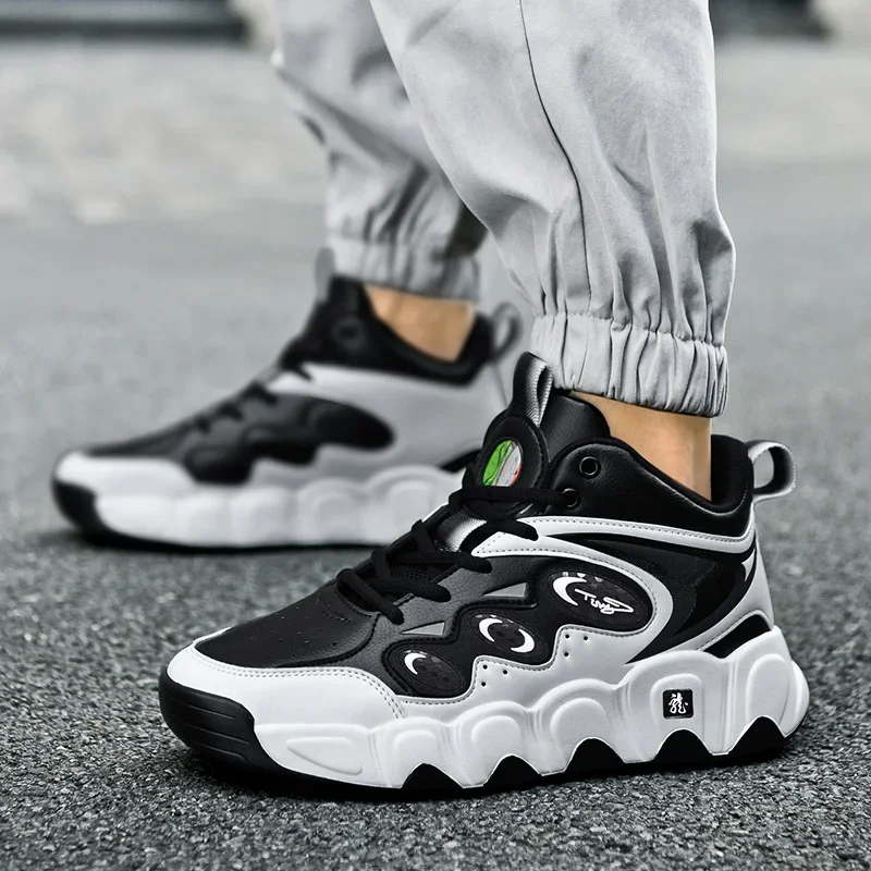 

Men's Large Size 52 Cross-Border Casual Sports Shoes Ultra-Leather Upper Thick Bottom Wear-Resistant Breathable Rubber Sole