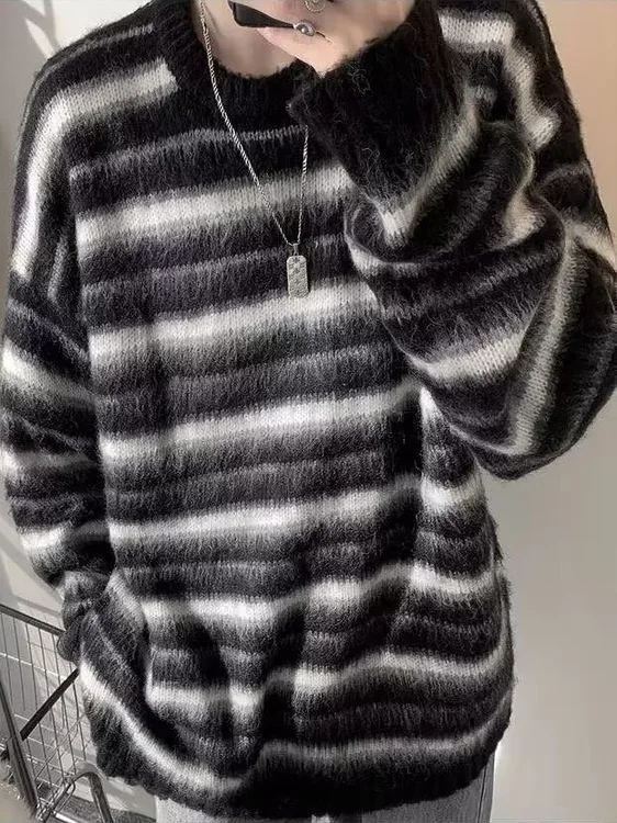 

Men's Loose Fit Stripe Knit Sweater Autumn Winter New Sle American Retro Lazy Faion Brand Couple Overhead Knitted irt