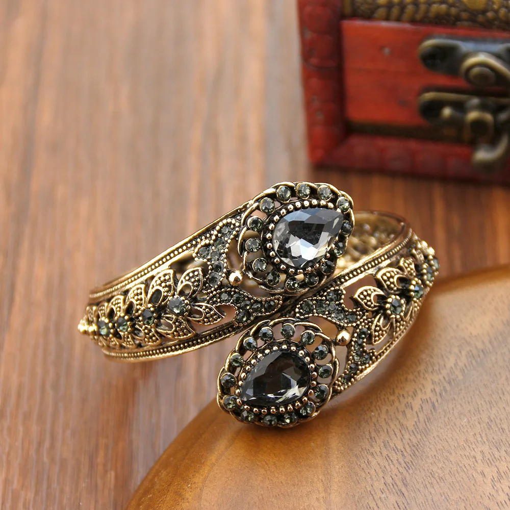 Sunspicems Elegent Turkish Women Bracelet Gray Crystal Bohemia Bangle Antique Gold Color Hollow Flower Indian Jewelry Bride Gift