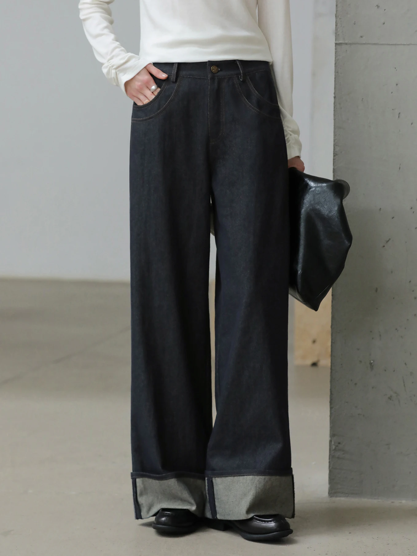 

Современные женские джинсы с высокой талией, прямые, с эффектом потертости, модные, осенние, из смесового хлопка и полиэстера, на молнии, повседневные