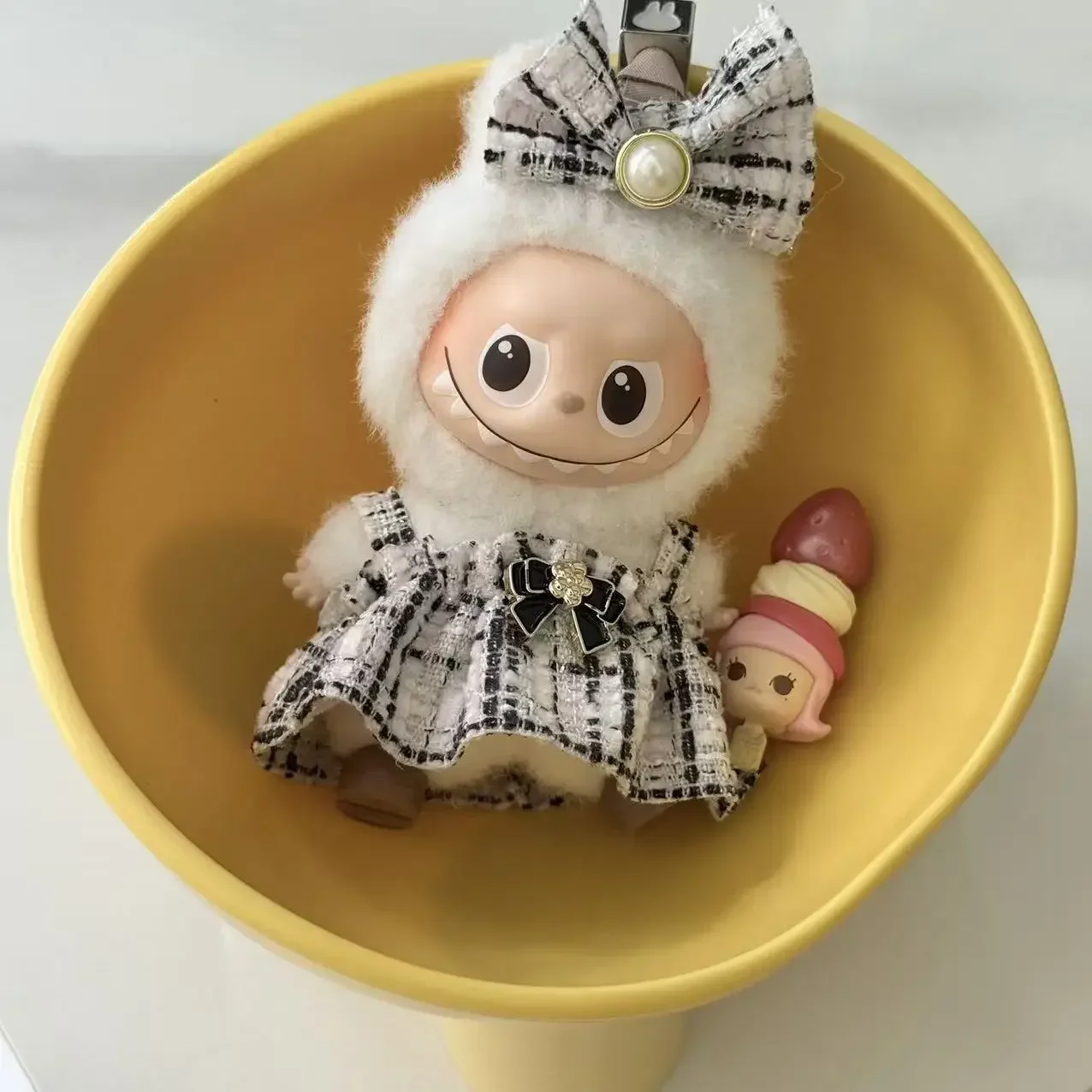 لـ Mini Labubu 4.0 The Monsters Pin لسلسلة Love Love ملابس قطيفة لملابس دمية Labubu