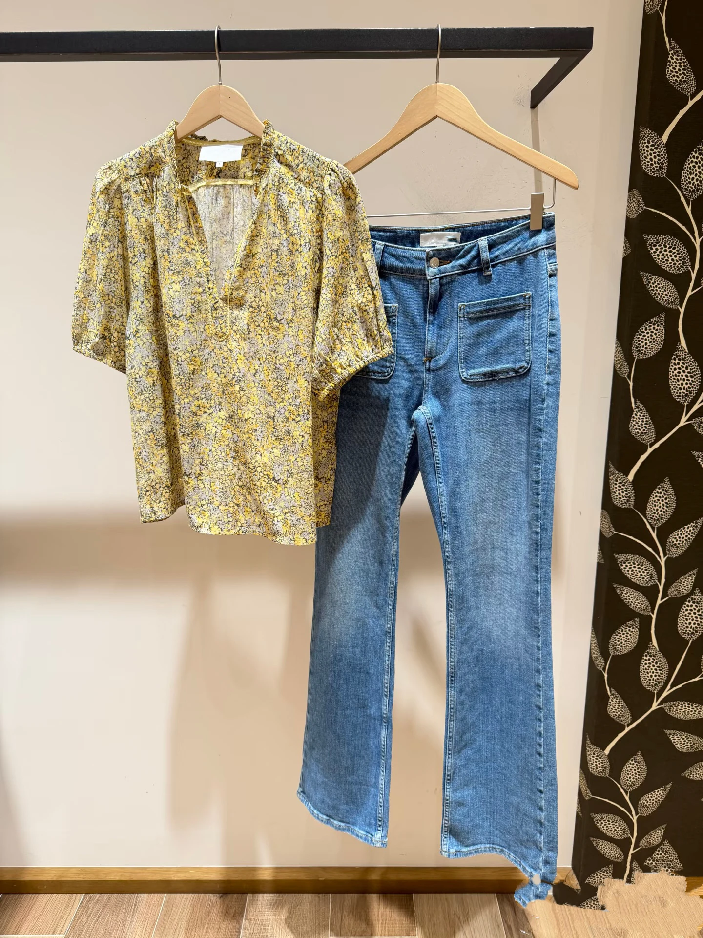 

BaAn New Style Loose Cotton Shirt with Bubble Sleeves Floral Print Vacation Top French South Small Golden Cup Commute Wind