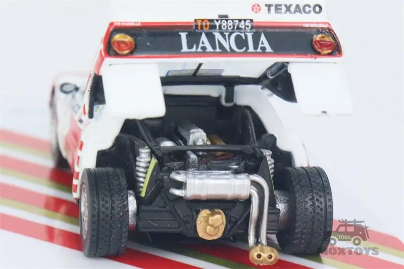 Tarmac Works 1:64 Lancia 037 Rally Van Haspengouw 1985 Red white Diecast Model Car