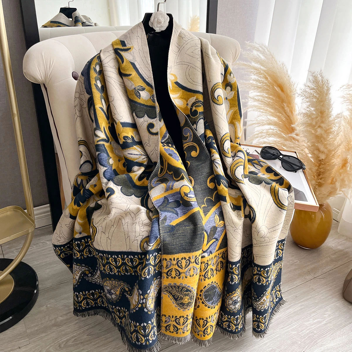 Winter Elegant Cashmere Scarf For Women Paisley Wrap Female Pashmina Luxury Brand Poncho Thick Blanket Cozy Bufanda Echarpe