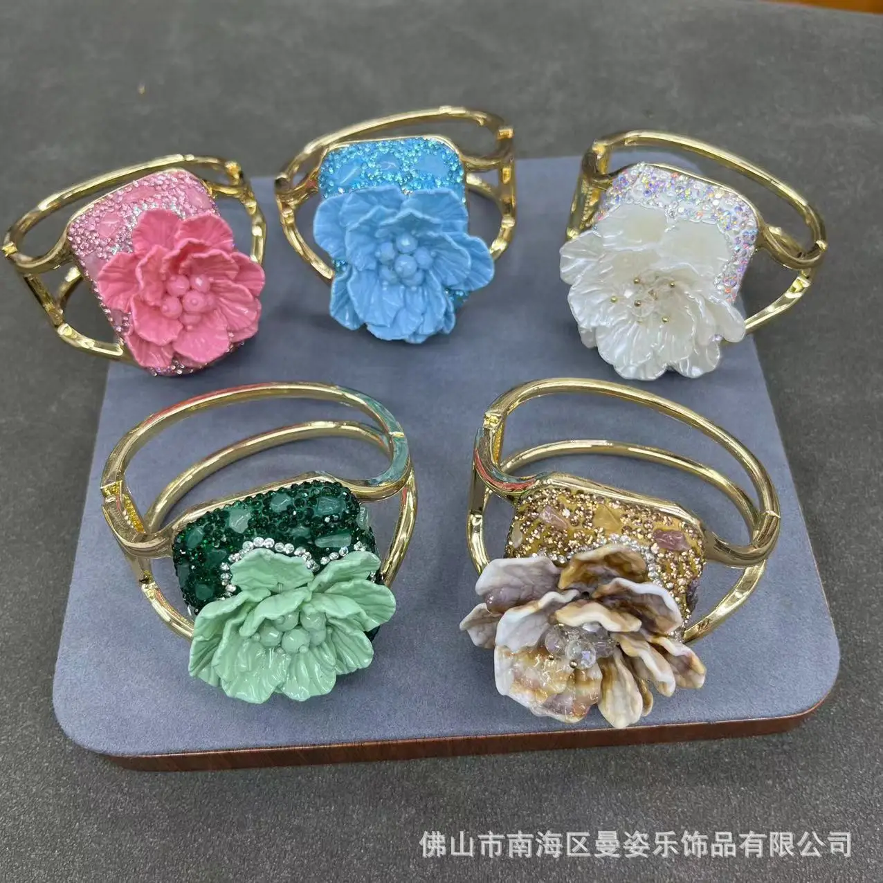 New handmade peony flower bracelet high-end atmospheric color retention electroplating live mouth bracelet factory supply direct