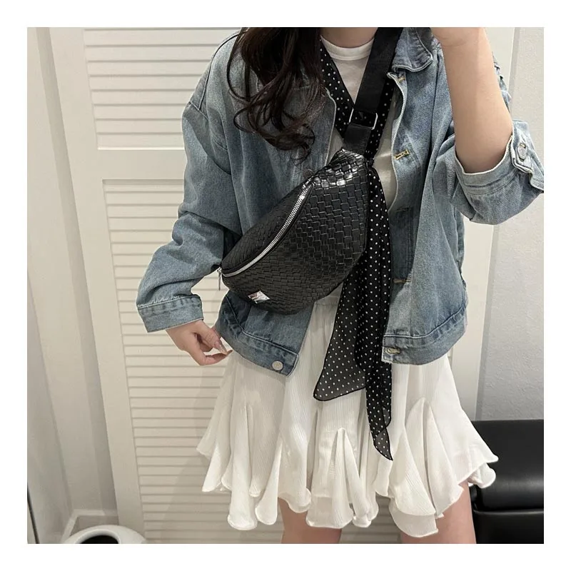 

Chest bag, women's woven crossbody bag, versatile bag, sports small backpack, casual versatile waist bag