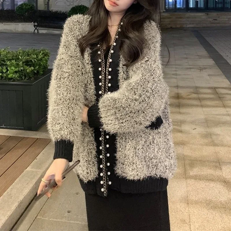 2023 Autumn Winter New Solid Color V-neck Long Sleeve Sweater Women Fashion Embroidered Flares Chains Y2K All-match Cardigan