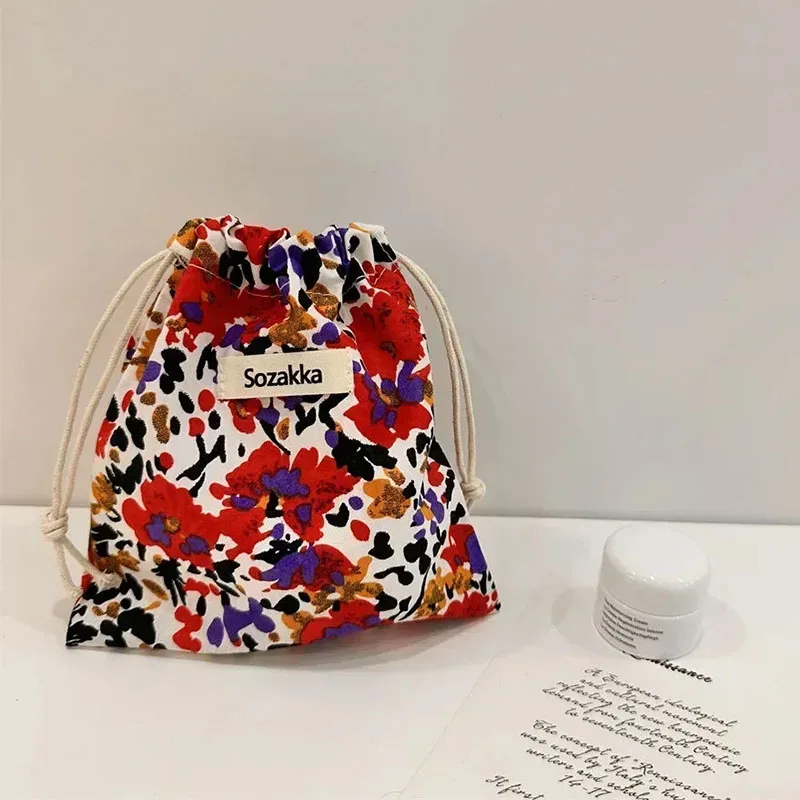 Cotton Linen Floral Storage Drawstring Bag Women Finishing Storage Pouch Cute Makeup Bag Christmas Gift Candy Jewelry Organizer
