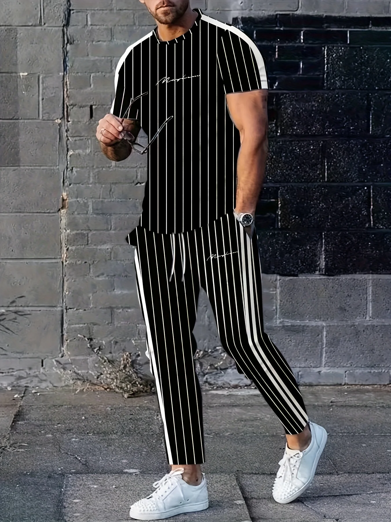 A New Summer 2025 Streetwear Men's Set Featuring Simple Casual Fashionable Sporty and Comfortable 3D Vertical Letter Prints