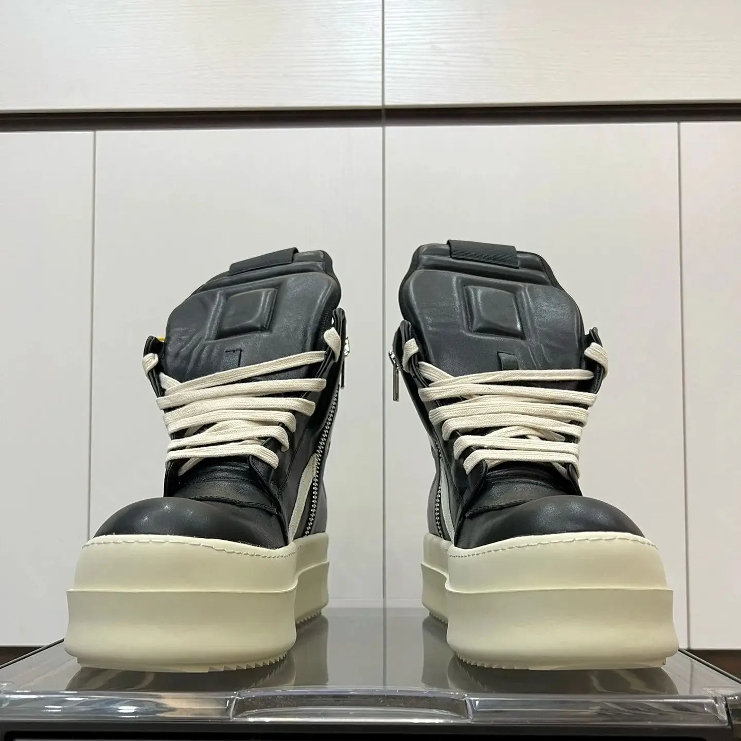 R-o Luxury Designer Men Shoe Women Sneaker Ankle Boot High Top Casual Shoes Black Leather Zipper 6cm Thick Sole Sneakers Boots