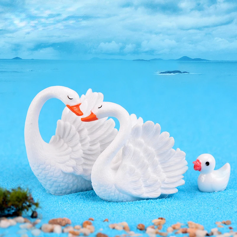 

Resin Goose Swan Model White Lover Swan Miniature Figurine Cake Ornament Craft Fish Tank Bonsai Figurines DIY Home Accessories