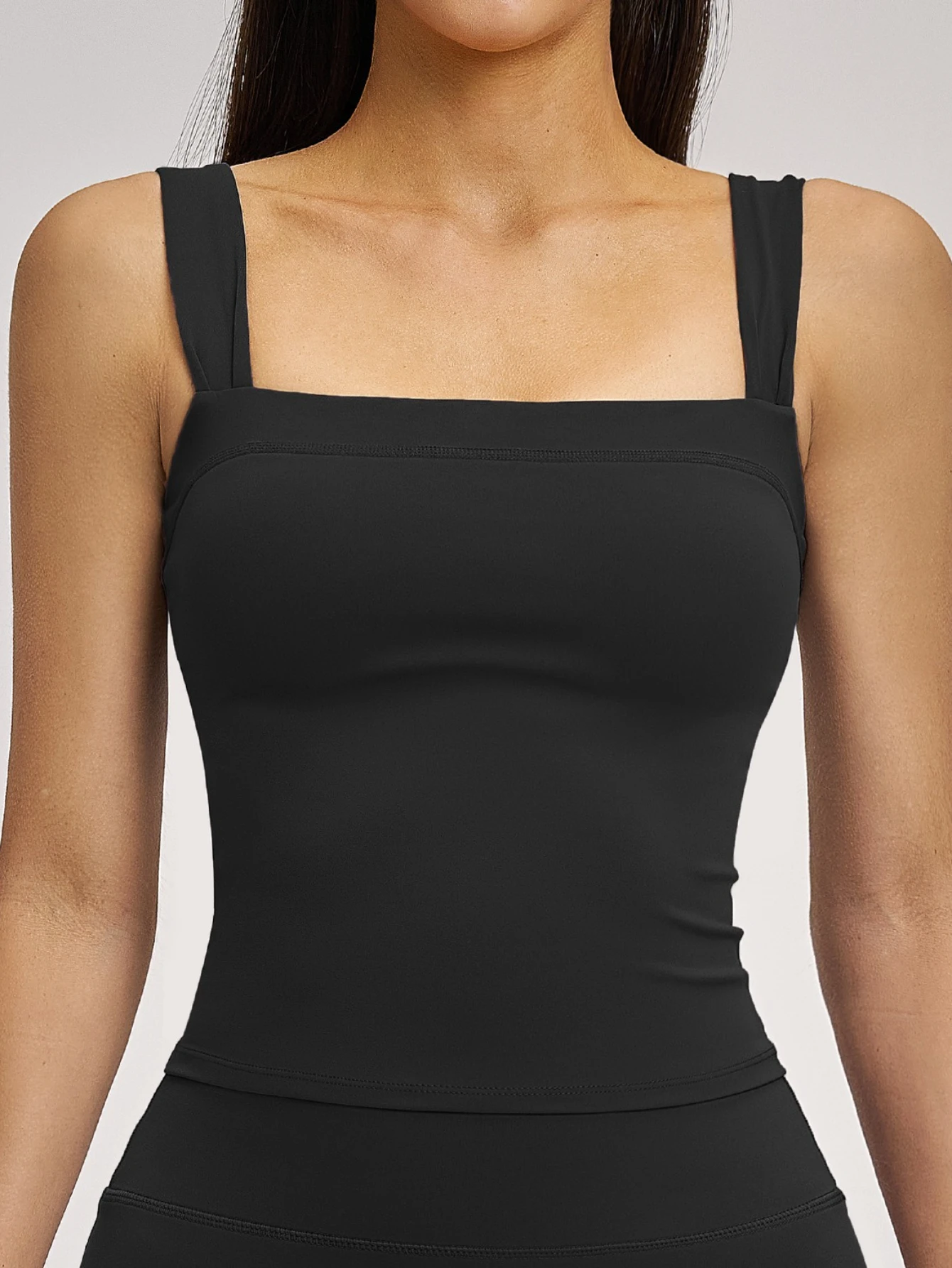 Women's yoga vest with chest cushion, high elastic square neck, outdoor beautiful back, fitness vest, women's 2026 new style