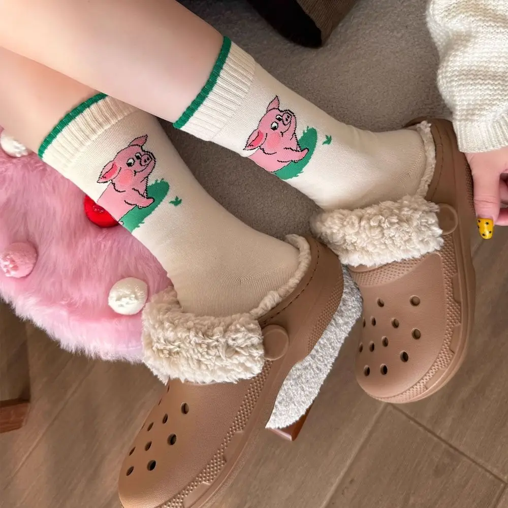 New Cotton Cartoon Pig Socks Harajuku Street Breathable Funny Socks Personality Sweat-absorbent Mid Tube Socks