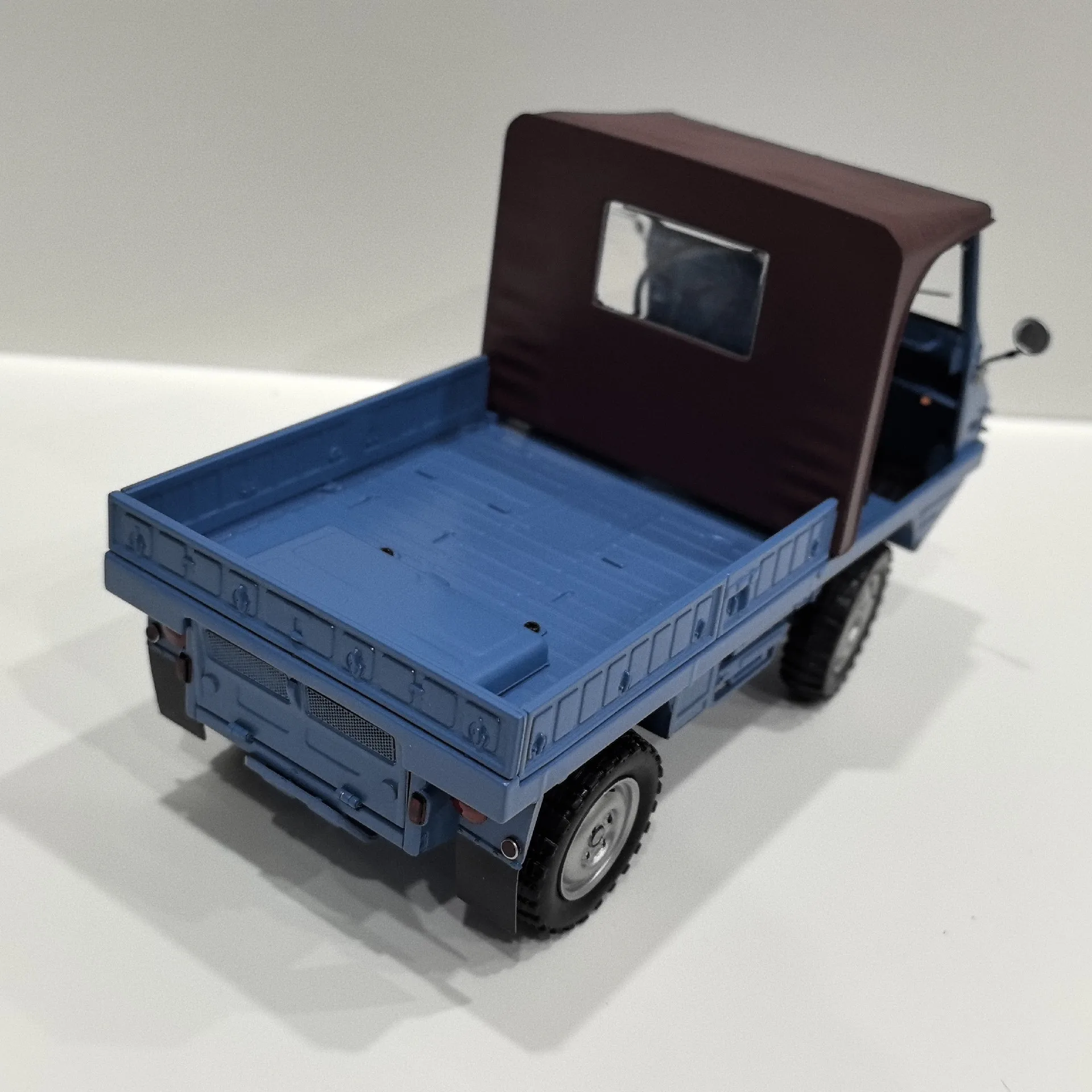 ไดแคสต์ Schuco 1:18 Scale Steyr Puch Haflinger รถรุ่นอัลลอยด์ของเล่นสะสมของขวัญของที่ระลึกเครื่องประดับ