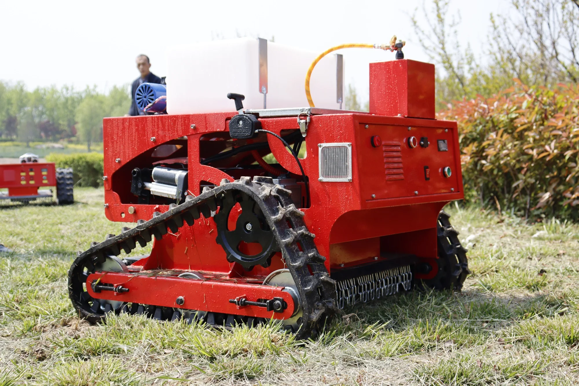 

Grass Cutter Cropper Four-wheel Lawn Mower Large Scale Home Agricultural Use 7.5Hp Self Propelled Mini Gasoline Lawn Mower