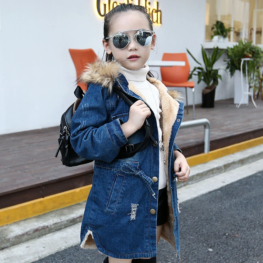 Girls' Lined Denim Jacket with Fur Hood Children's Winter Warm Fleece Coat Thickened Windproof Long Cowboy Jacket Zipper Outfits