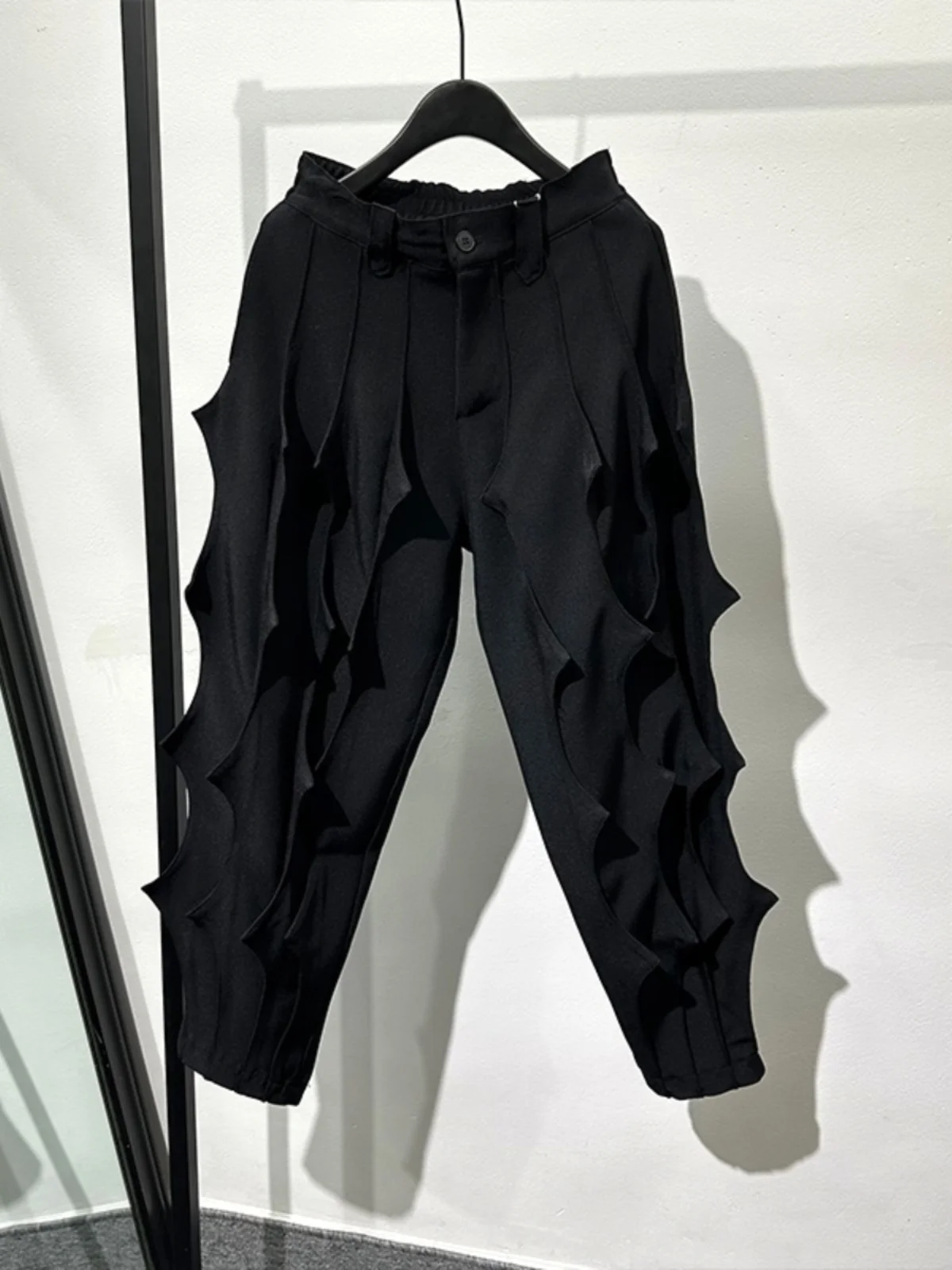 

Pants Men's Autumn Dark Style Designer Exaggerated Pleated Personality Trendy Loose Thin Looking Jogger