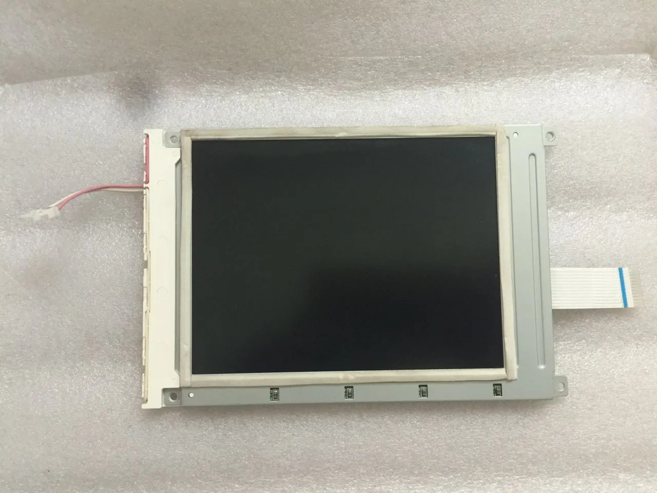 

LM32019P LCD display screen