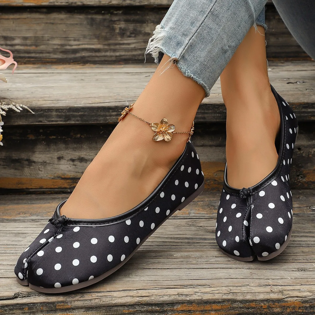New Brand Women Flats Soft Ballet Shoes Slip On Loafers Soft Moccasins Tabi Ninja Casual Shoes Mujer Ladies Shoes Bow Knot Mujer
