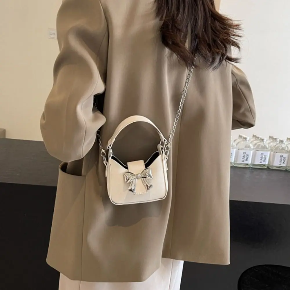 

Pu Leather Bow Buckle PU Bag Handbag Solid Color Silver Bucket Bag Korean Style Crossbody Bag Women's Shoulder Bag Makeup Bag