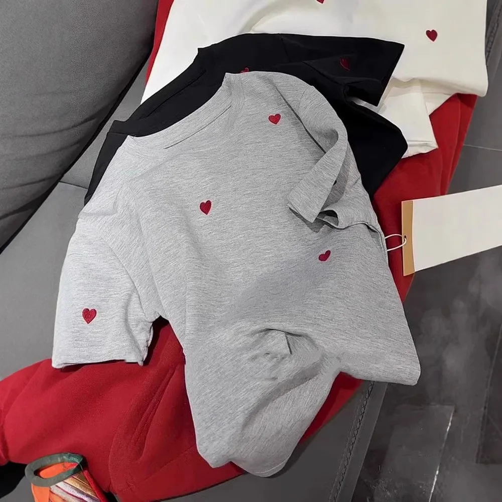 Women's Casual Heart Embroidered Short Sleeve T-Shirt, Crew Neck Loose Fit Cotton Tee, Daily Comfy Top