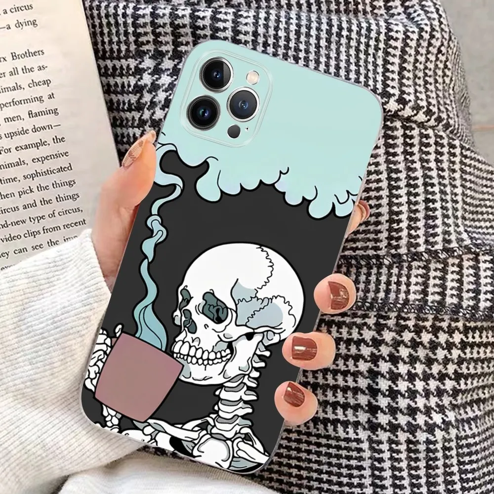 Skeleton and cat Phone Case For iPhone 15 14 13 12 Mini 11 Pro XS Max X XR SE 6 7 8 Plus Soft Silicone Cover