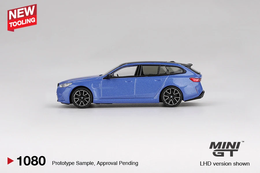 MINIGT 1/64 BMW M5 Touring (G99) Marina Bay Blauw MetallicMGT01080-CH Auto Legering Motorvoertuig Diecast Metaal Model Kinderen Speelgoed Jongens