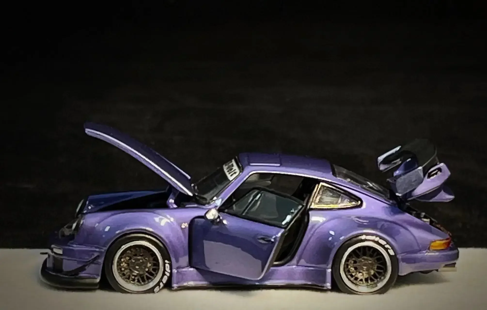 PGM 1:64 RWB930 Violet Purple Diecast Model Car