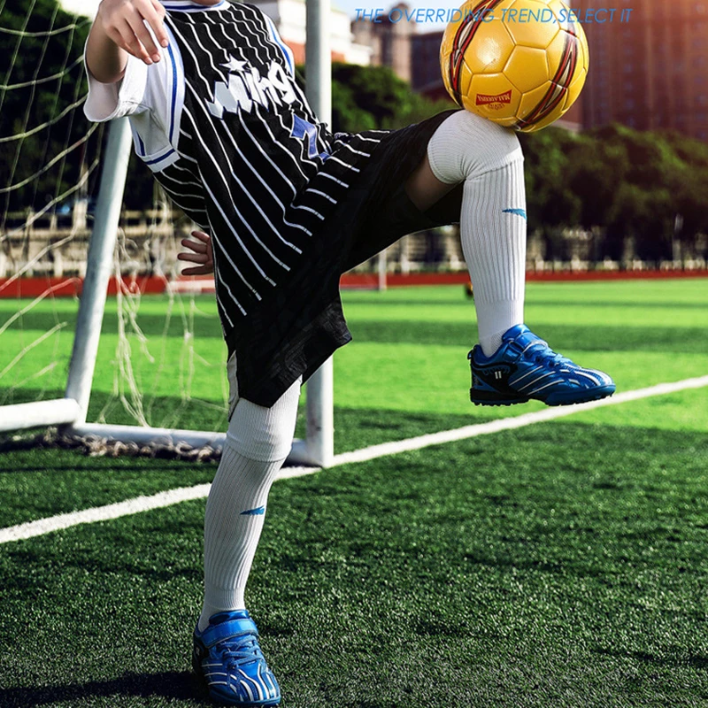 Zapato de fútbol para niños, zapatillas de entrenamiento profesional antideslizantes, transpirables, para estudiantes de primaria y secundaria