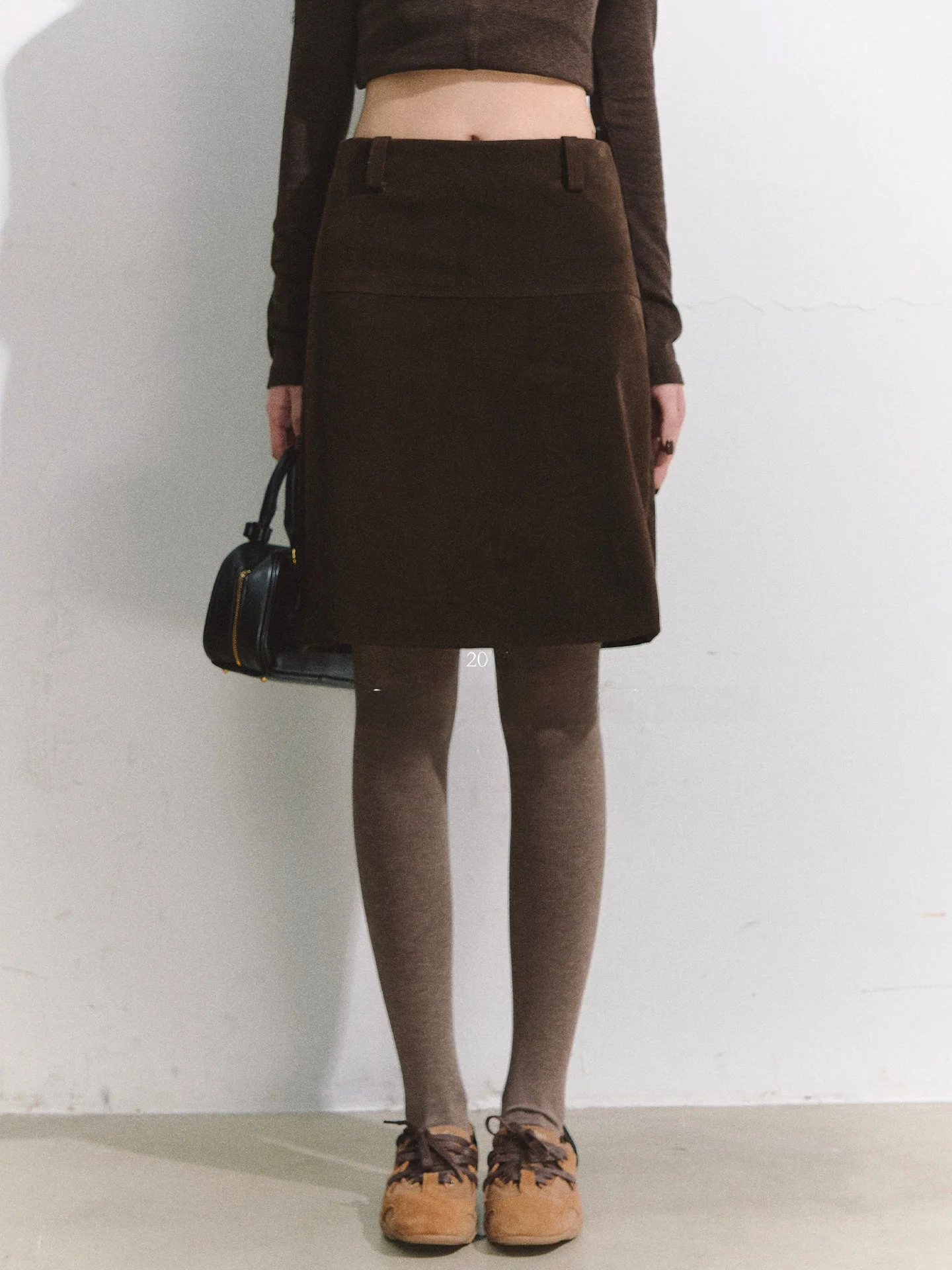 

OIOI E Осенне-зимняя винтажная бархатная юбка для женщин, прямая, облегающая, с высокой талией, повседневная