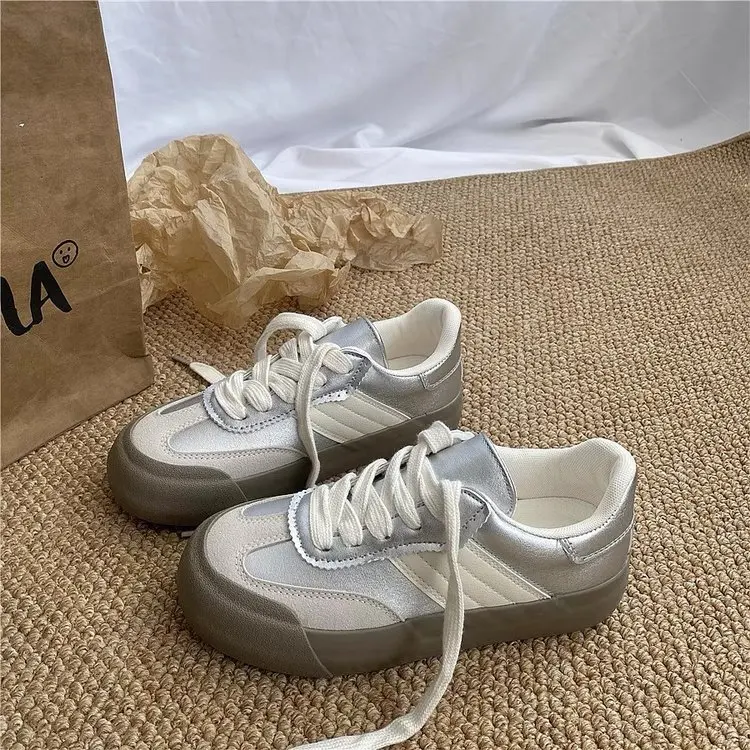 Shoes Woman 2024 Clogs Platform Casual Female Sneakers Mixed Colors Autumn Round Toe Modis New Creepers Small Sports Fall Retro